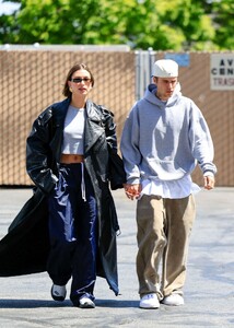 hailey-and-justin-bieber-out-in-los-angeles-06-02-2023-4.jpg