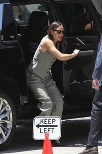 jennifer-garner-arrives-at-apple-tv-party-in-hollywood-06-03-2023-1.jpg