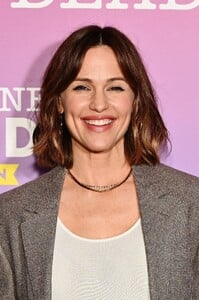 jennifer-garner-at-appletv-screening-event-the-last-thing-he-told-me-04-14-2023-0.jpg