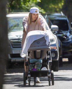 jessica-hart-out-with-her-baby-in-hollywood-08-11-2022-3.jpg