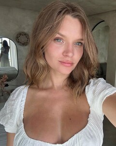 josephineskriver_352573666_645284583726612_230603176583135760_n.jpg