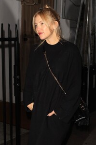 kate-hudson-out-for-dinner-at-giorgio-baldi-in-santa-monica-05-18-2023-0.jpg
