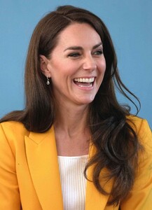 kate-middleton-at-a-visit-to-dame-kelly-holmes-trust-in-london-05-16-2023-4.jpg