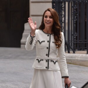 kate-middleton-at-national-portrait-gallery-in-london-06-20-2023-2.jpg