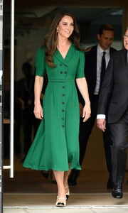 kate-middleton-visits-home-of-charity-anna-freud-in-london-05-18-2023-1.jpg