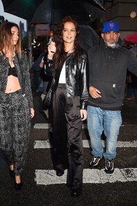 katie-holmes-heafding-to-chanel-tribeca-film-festival-artists-dinner-at-balthazar-in-new-york-06-12-2023-5.jpg