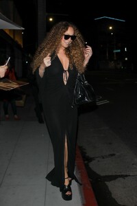 mariah-carey-leaves-a-dinner-date-in-beverly-hills-05-31-2023-7.jpg