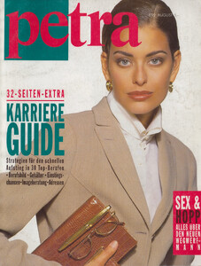 petraDe0892_001.thumb.jpg.df857ff8d086b75e7383e10548406a3e.jpg