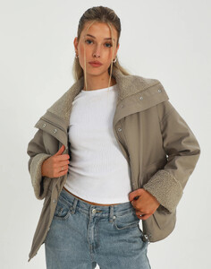 scoopy-oversized-utility-jacket-on-the-rocks-front-cs91608bor_1.jpg