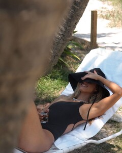 shoptanlines_350750775_618169393719175_73598332985241328_n.jpg