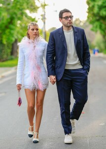 sofia-richie-and-elliot-grainge-out-in-los-angeles-05-09-2023-3.thumb.jpg.d73def61a47b3598730cb2d8e0e07fca.jpg