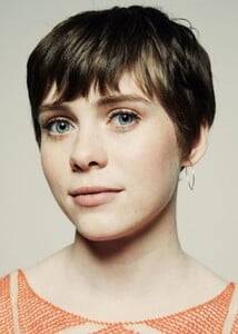 sophia-lillis-the-adults-photocall-at-2023-tribeca-festival-06-13-2023-7.jpg