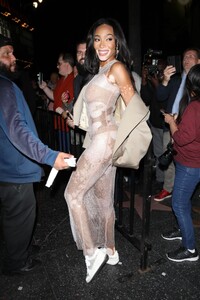 winnie-harlow-arrives-at-paris-hilton-concert-at-fonda-theatre-in-hollywood-06-07-2023-6.jpg
