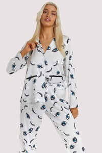 wolf-whistle-nightwear-wolf-whistle-winking-eye-print-satin-pyjama-set-28825272156208_2000x.jpg