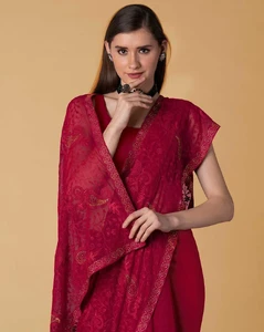 -1117Wx1400H-466049956-red-MODEL.webp