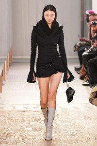 00008-trussardi-fall-2022-ready-to-wear-milan-credit-paolo-lanzi-gorunway.thumb.jpg.7258f7f07da94d6f650ff2e272ea0a77.jpg