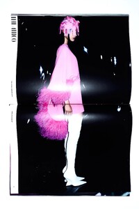 00012-the-attico-fall-2022-ready-to-wear-details-credit-brand.thumb.jpg.d5d5d9f5d3973fecb0b78e8e0ab9a0e3.jpg