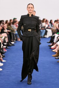 00013-alexandre-vauthier-fall-2023-couture-credit-gorunway.jpeg