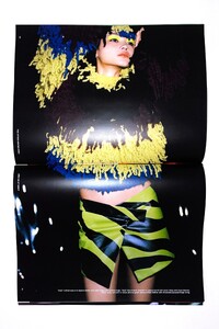 00017-the-attico-fall-2022-ready-to-wear-details-credit-brand.thumb.jpg.5bce8a17a4d11b2ac9f0aa44aaa7adb5.jpg