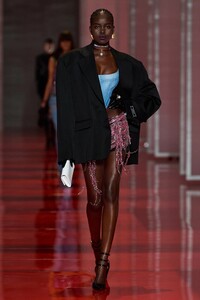 00051-versace-fall-22-ready-to-wear-milan-credit-gorunway.thumb.jpg.bb78942e5479c64d4bf11c29458d4c2e.jpg