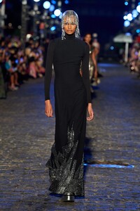 00117-vogue-world-fall-2022-credit-gorunway.thumb.jpg.b4d7ebc038c7a4bb22d93e94cbb8c974.jpg