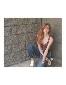 002.jpg