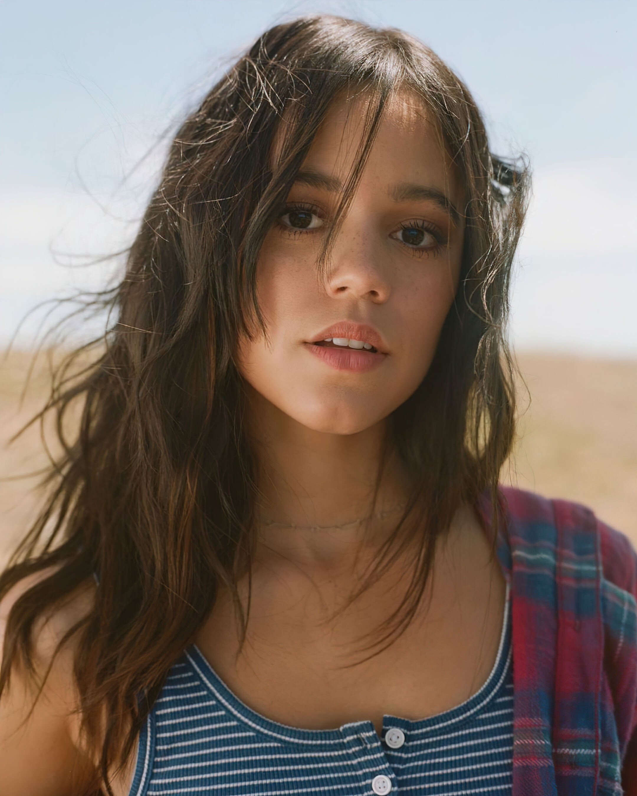 Девушка миллера. Jenna Ortega. Джена Ортега 2021. Дженна Ортега 18. Джена Ортега Уэнсдей.