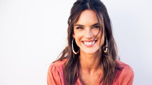 1156619559_AlessandraAmbrosio-TheCoveteur2016_11.01GuidetoLosAngelesh25376345.thumb.jpg.701f30fc6b6767b9b6c4f2f982377a4e.jpg