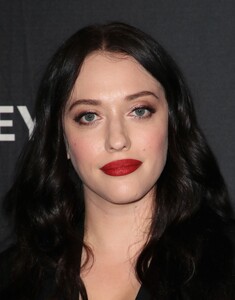 120736901_picturepub-kat-dennings-014.jpg