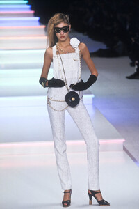 1389020490_anjarubikch0120-.thumb.jpg.d680176d875defcfe3c3ce970f1c6c0b.jpg