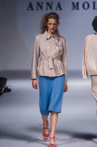1458972456_AnnaMolinari1997WomenRTW33.thumb.jpg.0efb5dc3e33fe84665be9ca650f8ed1a.jpg