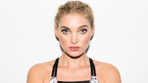 1552806217_ElsaHosk-TheCoveteur2017_09.06NewBeautySecrets.thumb.jpg.180944fbae63ddd43659230bc5158115.jpg