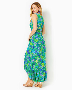 1826525769_CarolineKelley-LillyPulitzer2023MoanaWrapMaxiDress(BotanicalGreeninaFlutter)UHQ2.thumb.jpg.8aef2bf7dc21c4f8c5e7e19fd4804137.jpg