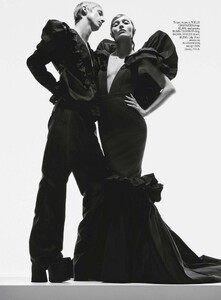 364206422_vogue_australia_-_july_2023-13.jpg
