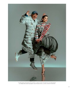 369537416_harpers-bazaar-mexico-08-2023-9.jpg