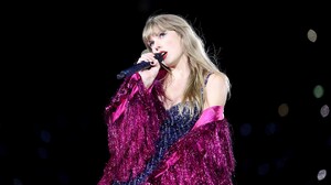 436984376_TaylorSwift-FoxBusiness2023_07_131.thumb.jpg.fa32c31854daa3374542d1fb71ac579e.jpg