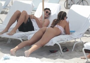 47386730_hqcelebcorner-18.jpg
