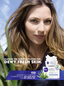Alexa Singer_Nivea Pure and Natural (1).12306d895dece8bf6ae588d0780f4634.jpg