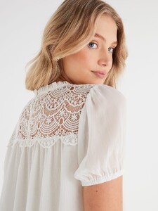511100_white_back_l.jpg