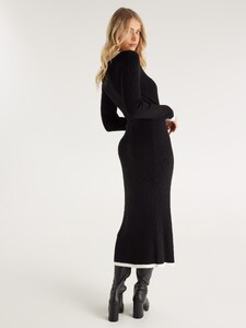 520646_blackwhite_outfit_l.jpg