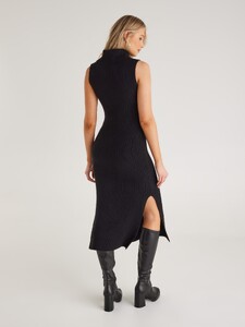 543338_black_outfit_l.jpg