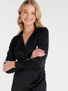 544588_black_back_l.jpg