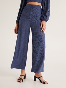 569380_midnight_back_l.jpg