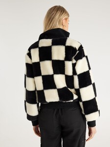 600194_blackwhitecheck_outfit_l.jpg