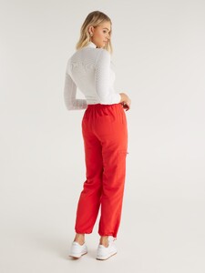 609656_red_outfit_l.jpg