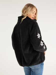 609712_blackwhite_outfit_l.jpg