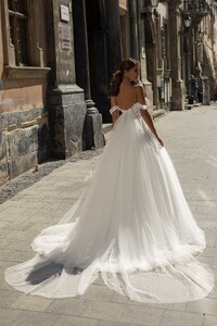 901-3-Wedding-dress-Lady-Di-Bride.jpg