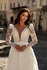 914-2-Wedding-dress-Lady-Di-Bride-1.jpg