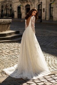 914-3-Wedding-dress-Lady-Di-Bride-1.jpg