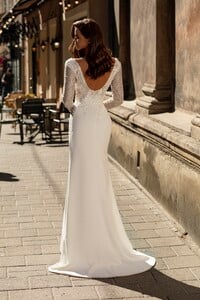 915-2-Wedding-dress-Lady-Di-Bride-1.jpg